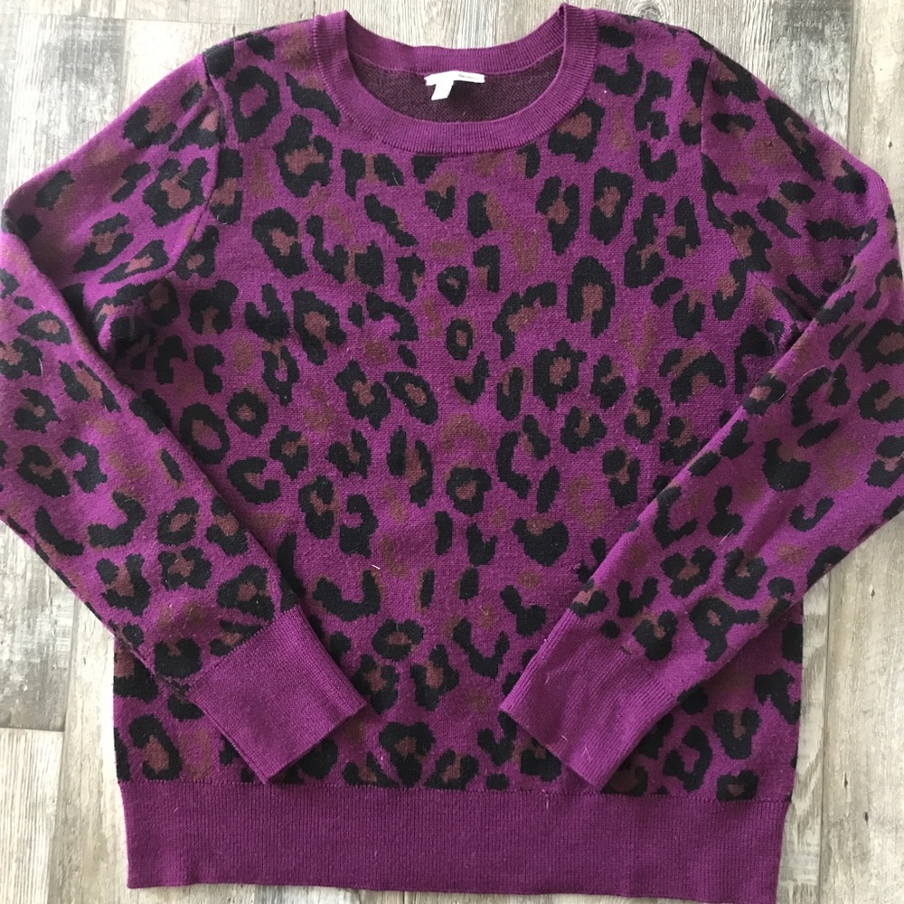Halogen Size Large leopard sweater